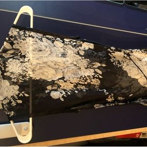 **SOLD** F21 black and white tunic